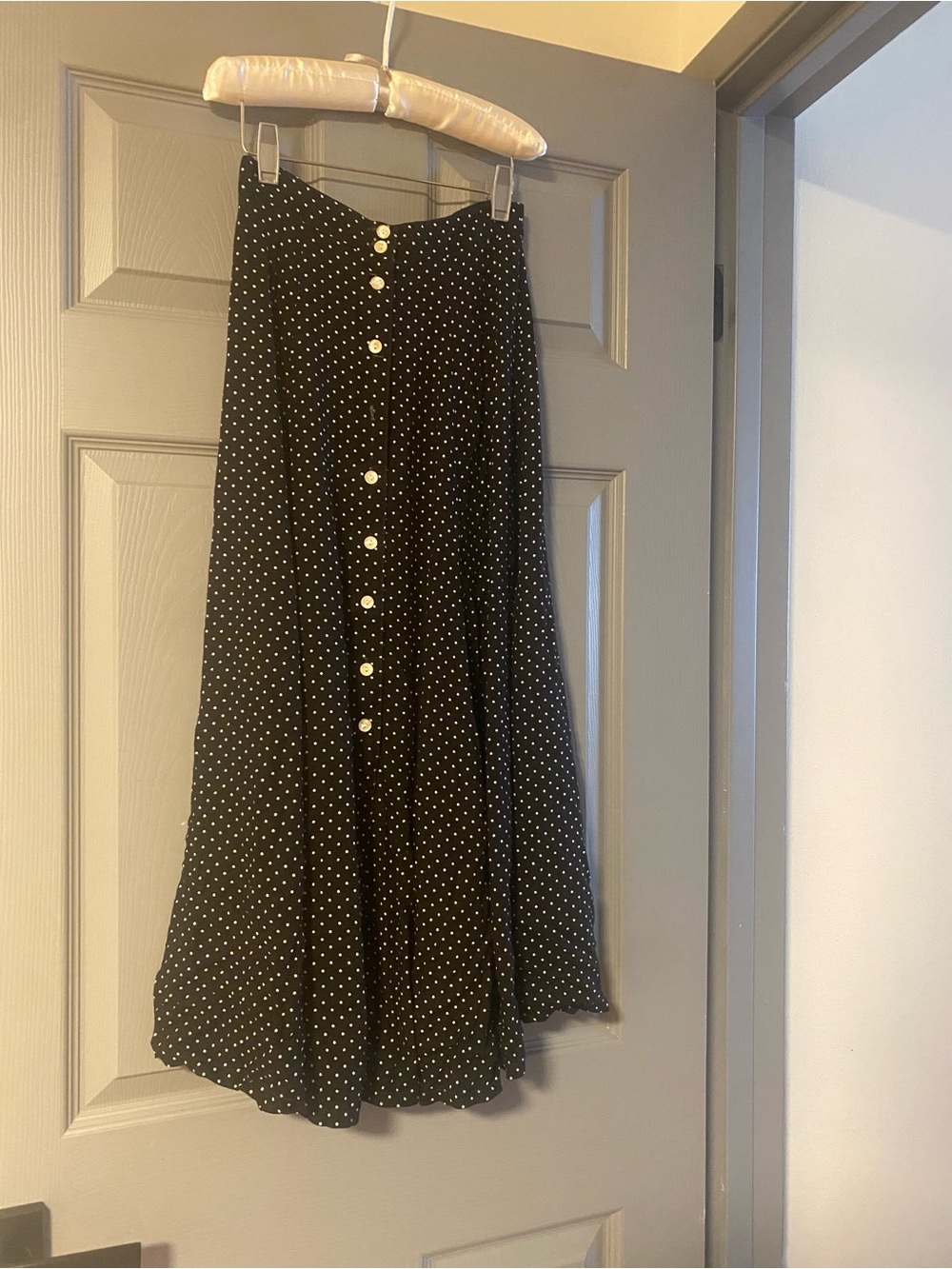 Express Black Polka Dot Button-Front Midi Skirt XS